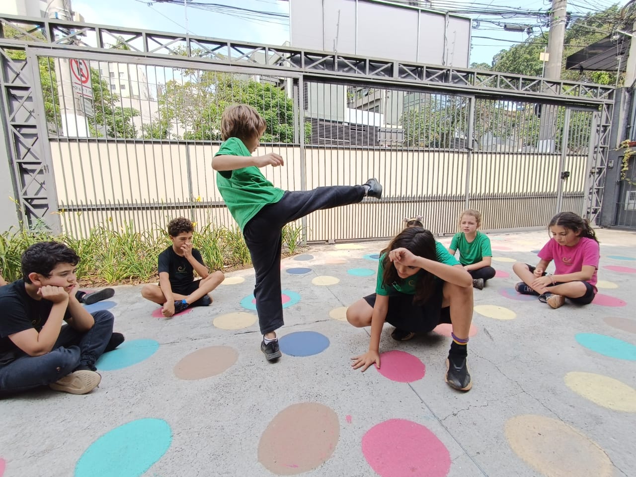 Roda Viva Escola do Berçário, Educação Infantil a Ensino Fundamental 1 e 2 na Vila Leopoldina e Lapa em São Paulo Roda Viva Escola do Berçário, Educação Infantil a Ensino Fundamental 1 e 2 na Vila Leopoldina e Lapa em São Paulo